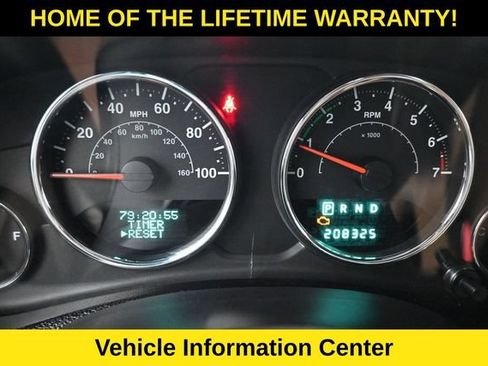 Used 2013 Jeep Wrangler Unlimited Rubicon w/ Connectivity Group AWD/4WD image 19