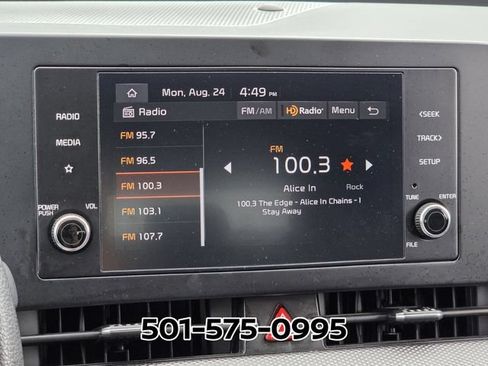 Used 2025 Kia Sportage LX FWD image 23