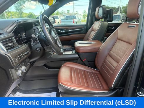 Used 2023 GMC Yukon Denali Ultimate AWD/4WD image 13