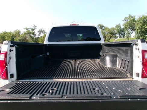 Used 2015 Ford F250 XLT AWD/4WD image 10