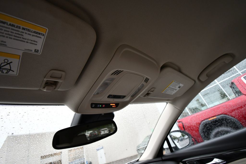 Used 2023 Buick Envision Preferred AWD/4WD image 30