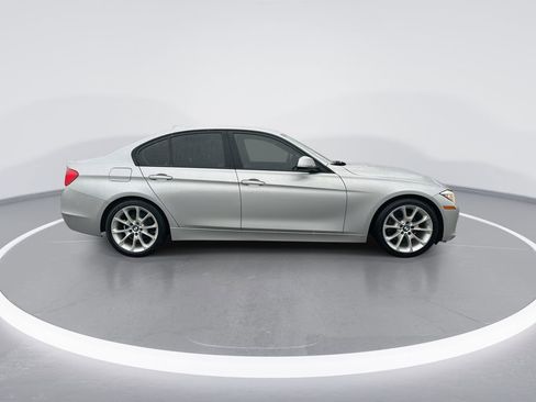 Used 2014 BMW 320i Sedan image 9