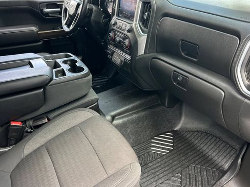 Used 2021 Chevrolet Silverado 1500 RST AWD/4WD image 19