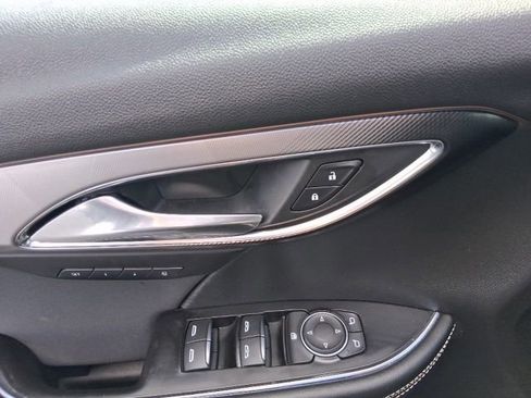 Used 2025 Buick Envision Sport Touring AWD/4WD image 18