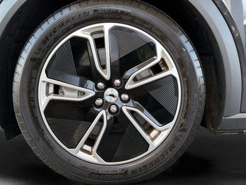 Used 2022 Ford Mustang Mach-E Select image 14