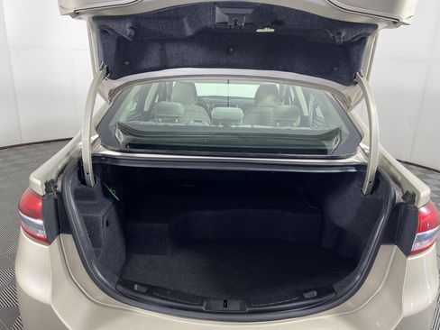 Used 2018 Ford Fusion S FWD image 30