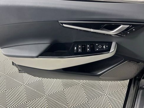 Used 2023 Kia EV6 GT-Line w/ GT-Line Suede Seat Package image 26