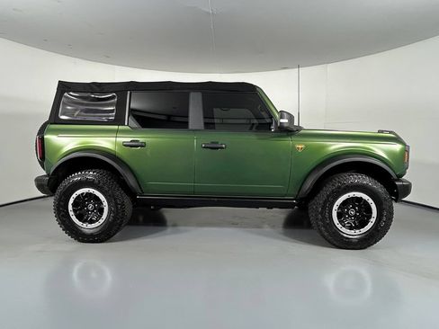 Used 2022 Ford Bronco Badlands AWD/4WD image 8