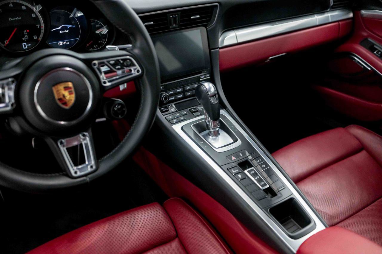 Used 2017 Porsche 911 4 Coupe AWD/4WD image 50