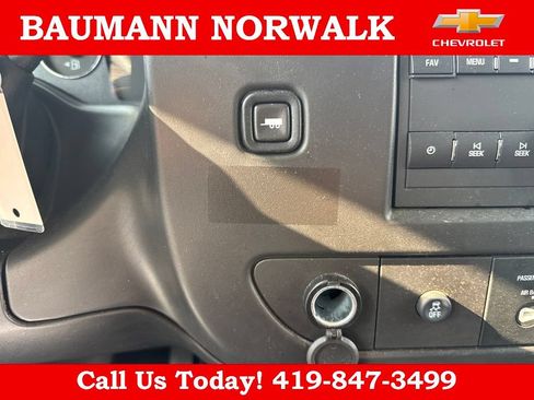 Used 2025 Chevrolet Express 2500 w/ Driver Convenience Package RWD image 25