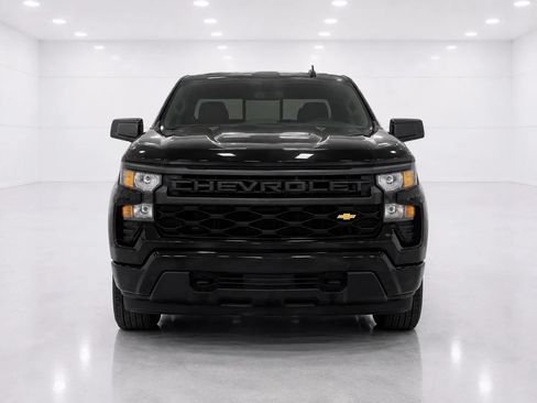 Used 2024 Chevrolet Silverado 1500 Custom AWD/4WD image 8