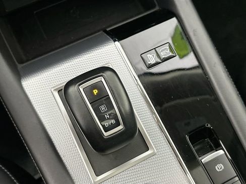 Used 2024 Mitsubishi Outlander SEL image 16