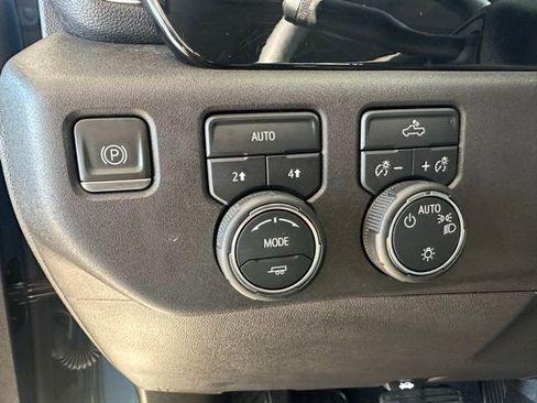 Used 2024 Chevrolet Silverado 1500 LT AWD/4WD image 30