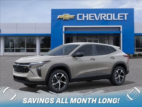 New 2026 Chevrolet Trax RS w/ Driver Confidence Package FWD image 2