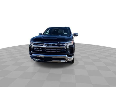 Used 2022 Chevrolet Silverado 1500 LTZ w/ LTZ Premium Package image 3