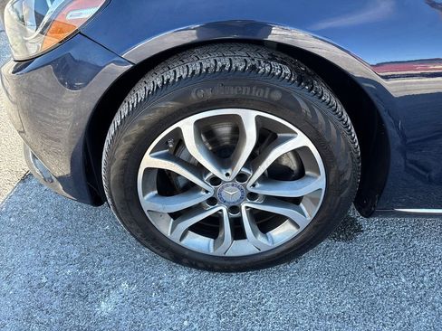 Used 2016 Mercedes-Benz C 300 4MATIC Sedan image 11