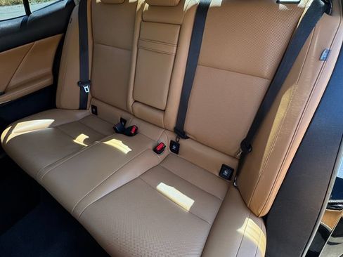 Used 2015 Lexus IS 250 AWD w/ Navigation System Package image 19