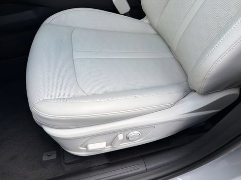 New 2026 Kia Sorento S FWD image 18
