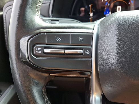 Used 2023 Chevrolet Colorado LT w/ LT Convenience Package III image 21