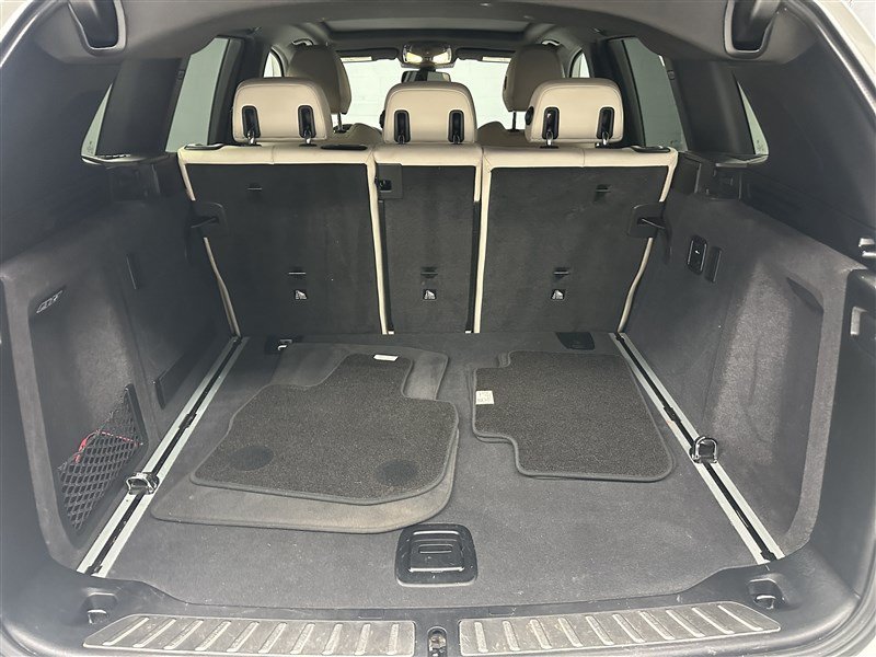 Used 2018 BMW X3 xDrive30i w/ Premium Package AWD/4WD image 16