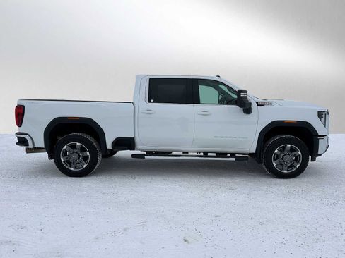 Certified 2025 GMC Sierra 2500 SLE w/ SLE Convenience Package image 2