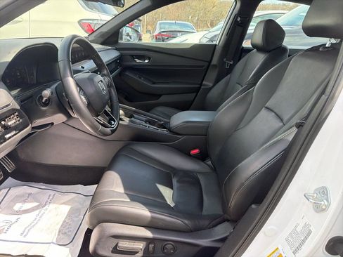 Used 2023 Honda Accord Sport image 18