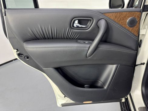 Used 2017 INFINITI QX80 4WD w/ Driver Assistance Package image 44