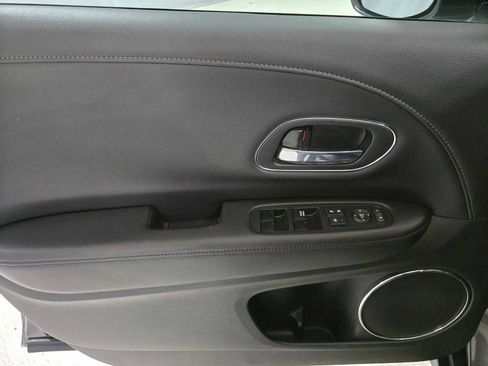 Used 2018 Honda HR-V EX-L image 25