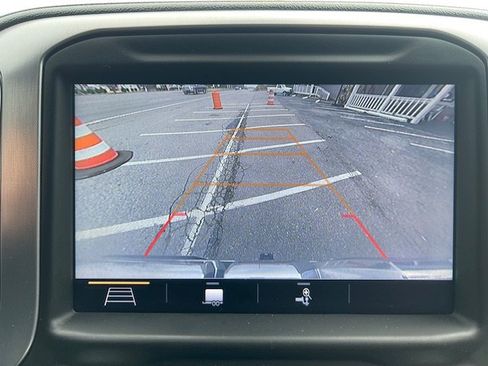 Used 2019 GMC Sierra 1500 SLT w/ SLT Premium Plus Package image 31