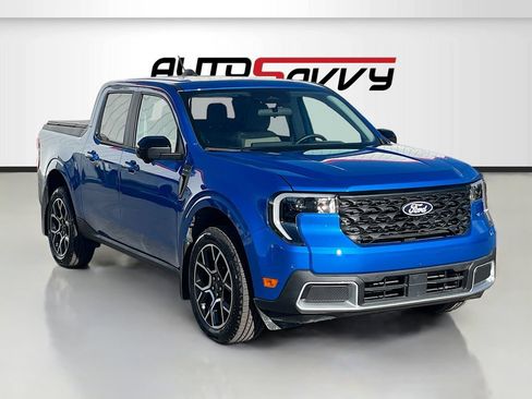 Used 2025 Ford Maverick Lariat AWD/4WD image 1