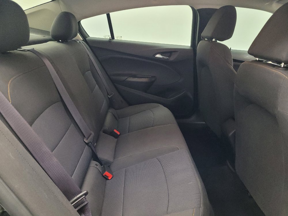 Used 2017 Chevrolet Cruze LS FWD image 19