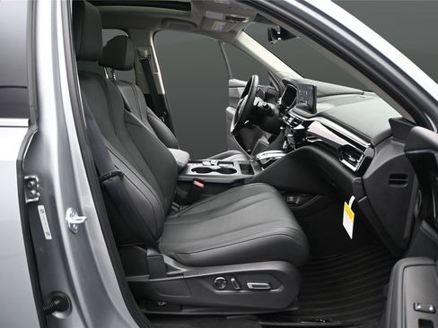 Certified 2026 Acura MDX SH-AWD image 17
