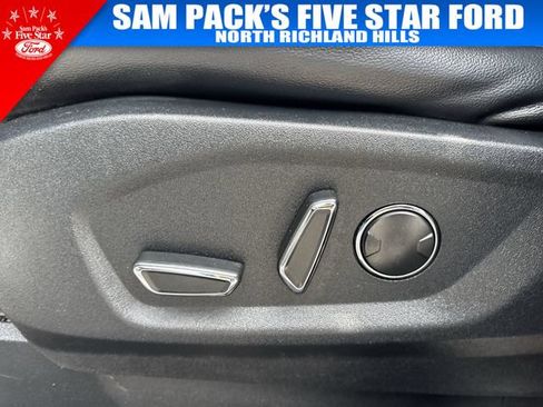 Used 2016 Ford Edge SEL w/ Equipment Group 201A FWD image 21