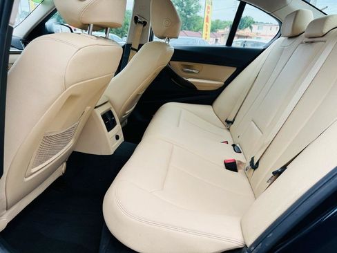 Used 2017 BMW 320i xDrive Sedan AWD/4WD image 8