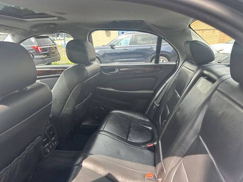 Used 2006 Jaguar XJ8 RWD image 18