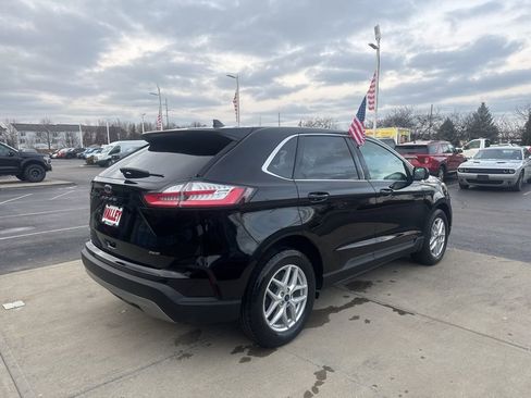 Certified 2022 Ford Edge SEL w/ Convenience Package image 9