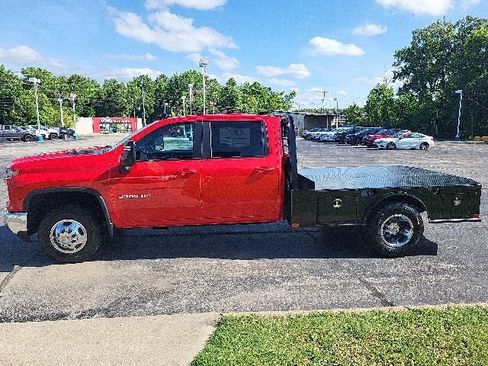 New 2026 Chevrolet Silverado 3500 LT w/ Convenience Package AWD/4WD image 10
