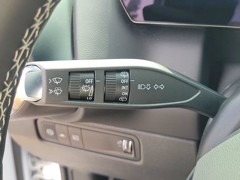 Used 2025 Chevrolet Equinox EV LT w/ Comfort Package FWD image 24
