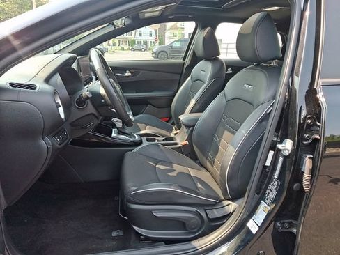 Used 2023 Kia Forte GT-Line w/ GT-Line Premium Package FWD image 13