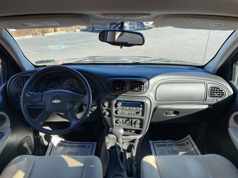 Used 2005 Chevrolet TrailBlazer LS w/ LS Preferred Equipment Group image 22