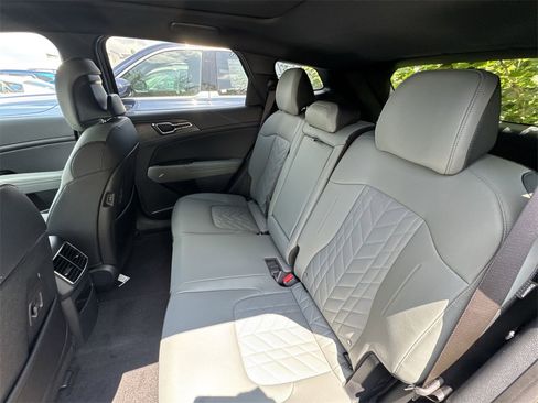 New 2025 Kia Sportage X-Line Prestige image 15