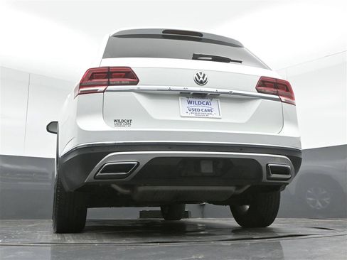 Used 2018 Volkswagen Atlas SEL FWD image 34