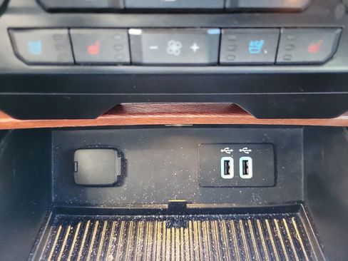 Used 2016 Ford F150 King Ranch w/ Equipment Group 601A Luxury image 35