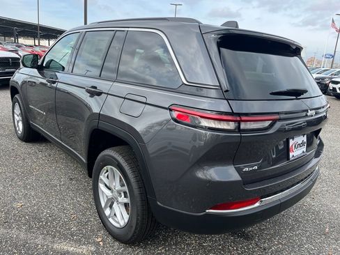New 2025 Jeep Grand Cherokee Laredo X w/ Luxury Tech Group I AWD/4WD image 28