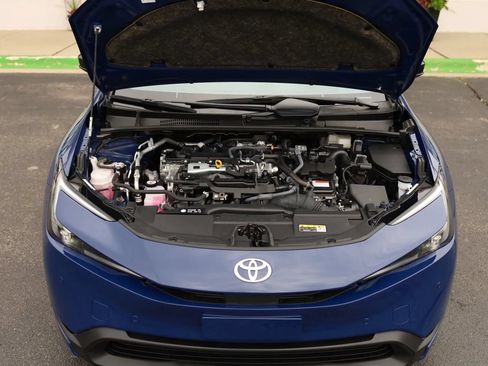 Used 2024 Toyota Prius LE FWD image 48