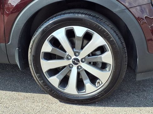 Used 2022 Kia Telluride SX AWD/4WD image 9