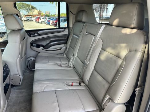 Used 2015 Chevrolet Suburban LT image 13