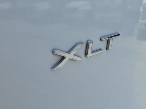 Used 2024 Ford Transit 350 XLT RWD image 10