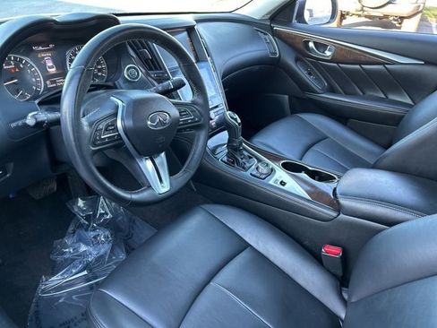 Used 2018 INFINITI Q50 Luxe w/ Essential Package (3.0T Luxe) image 14