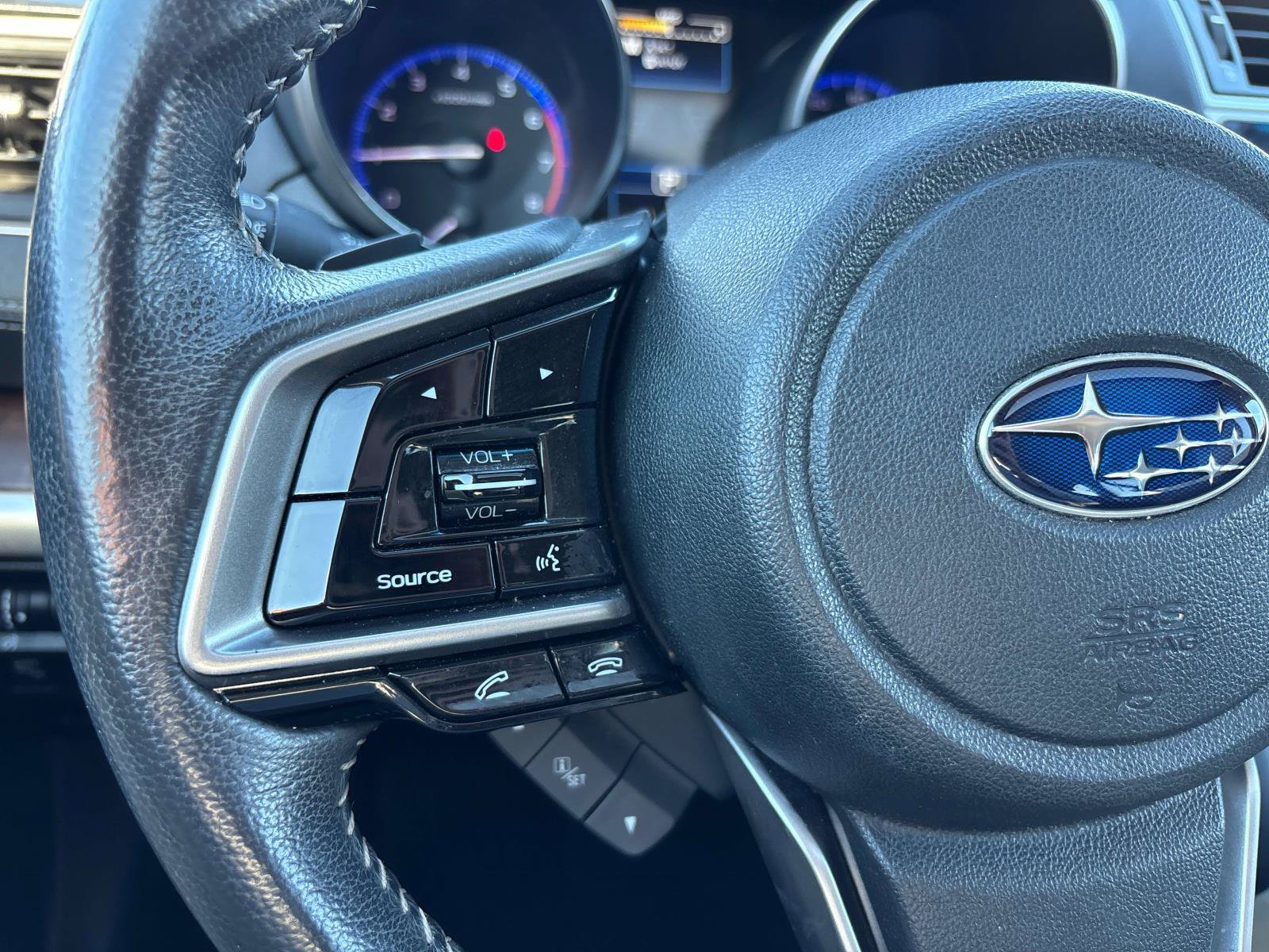 Used 2018 Subaru Outback 2.5i Limited AWD/4WD image 22